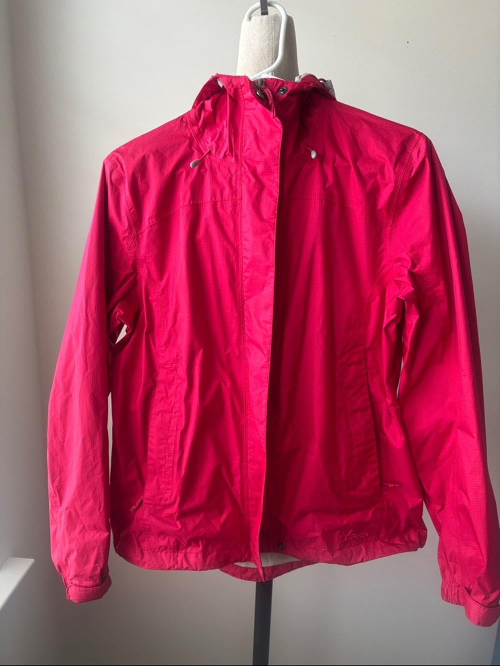 L.L. Bean Trail Model Rain Jacket Women's Small Bright Pink Outdoor Waterproof